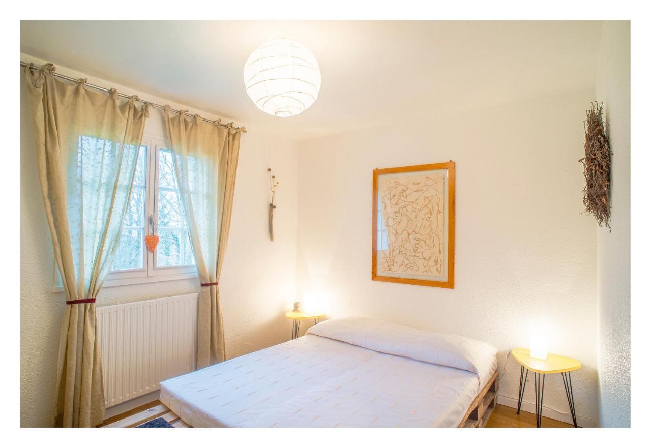 Chambre soignée et accueillante à la campagne - Ch. Jaune L'Honor-de-Cos Esterno foto